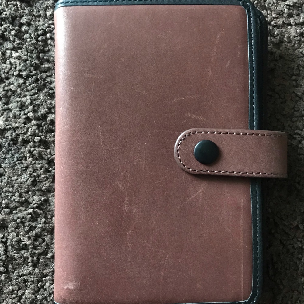 Fossil Leather Q Tech Carrier